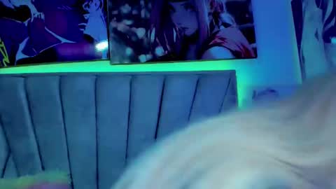 Snapshot of sabrinaexpositoxx chatting on December 22, 9:55 am SABRI online show from December 22, 9:55 am