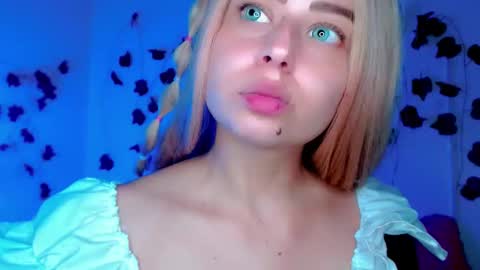 Snapshot of sabrinaexpositoxx chatting on February 8, 10:18 am SABRI online show from February 8, 10:18 am