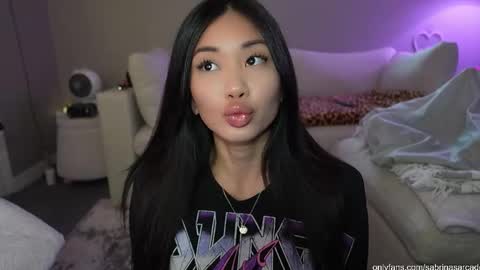 Sabrina online show from October 25, 5:20 pm