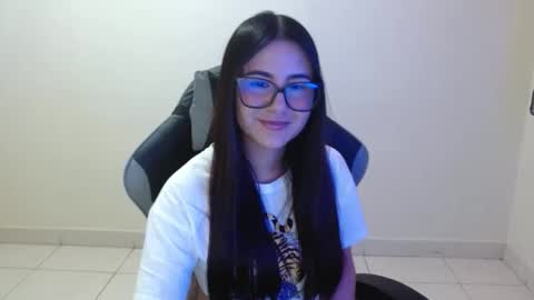 Snapshot of sahaliefox_ chatting on October 20, 10:57 pm Sahaliefox online show from October 20, 10:57 pm