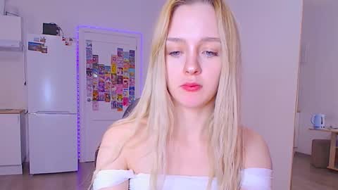 Sofia online show from February 1, 10:30 pm