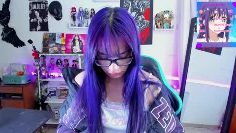    online show from November 5, 8:52 am