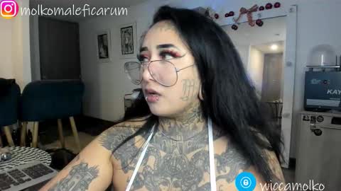 Salem Winchester online show from January 6, 1:09 am