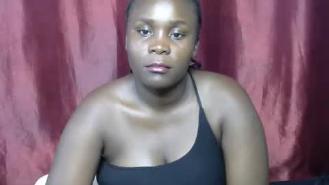 sally_bee1 online show from March 27, 8:26 am