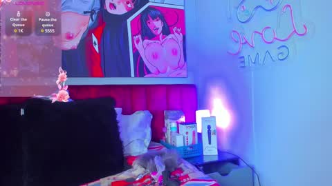 Snapshot of sallybrown_ chatting on March 4, 7:19 am miss Sally online every night from 1am to 8am  Colombia time online show from March 4, 7:19 am