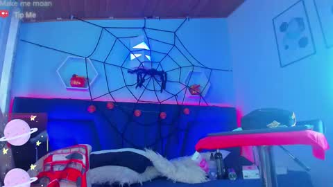 Snapshot of sallybrown_ chatting on October 17, 2:53 pm miss Sally online every night from 1am to 8am  Colombia time online show from October 17, 2:53 pm