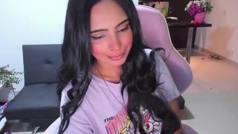 Snapshot of sallymaddoxx chatting on December 7, 2:31 am sallymaddoxx online show from December 7, 2:31 am