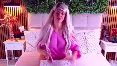 SalmaRoze online show from June 6, 7:03 am