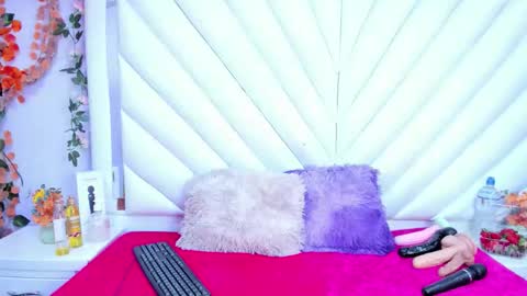 salmasanto online show from February 17, 2:44 am