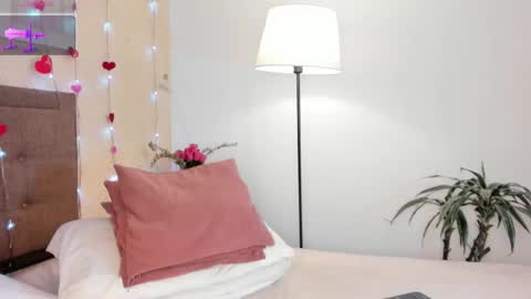 Salo     online show from February 22, 5:14 pm