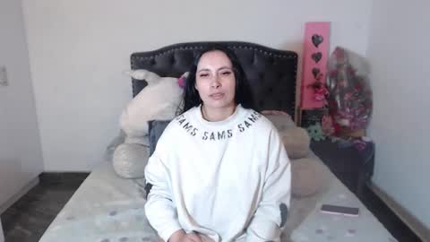 yenny online show from January 12, 3:12 am