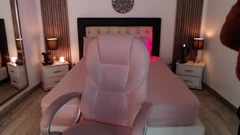 SAM MANSON online show from February 28, 12:09 pm