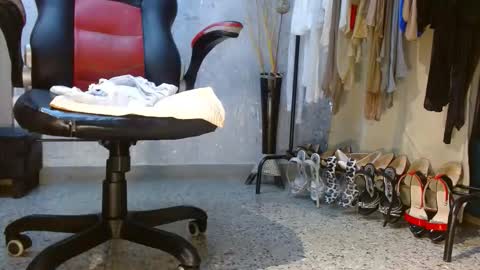 samanta online show from February 11, 11:33 am