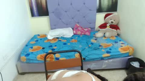 samanta_sexxy2 online show from May 7, 4:00 pm