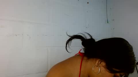 samantha_890 online show from May 11, 9:23 pm
