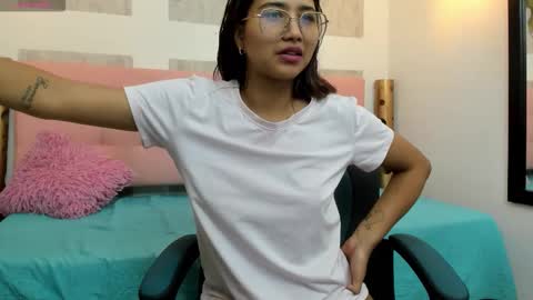    online show from November 1, 12:31 pm