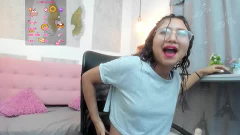    online show from December 15, 10:53 am