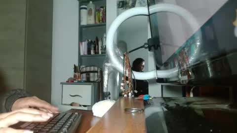 samantha singh1 online show from May 26, 7:51 am