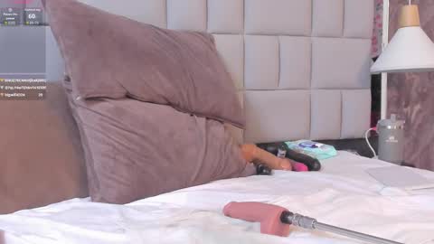 samanthabrown69_1 online show from February 17, 8:02 am