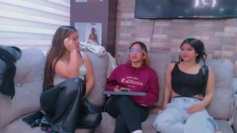 Samara online show from June 16, 8:32 pm