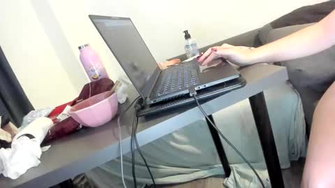 Snapshot of samarafromthewell chatting on September 29, 1:22 am Samara From The Well online show from September 29, 1:22 am