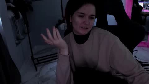 Sam  online show from November 17, 9:10 am