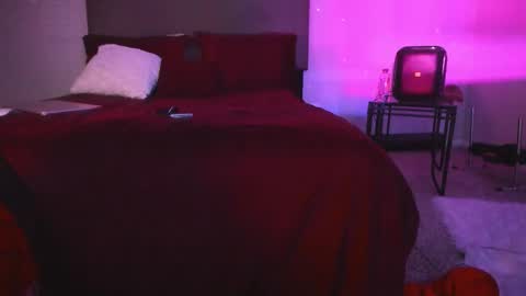 Yaya online show from November 19, 2:44 am