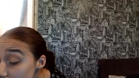 Samantha online show from May 31, 3:18 pm