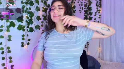 samii evans  online show from October 10, 6:40 am