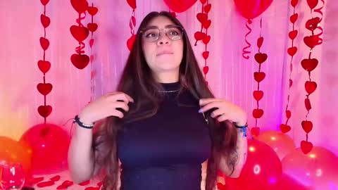 samii evans  online show from February 14, 5:09 am