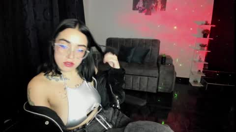 SARA online show from February 5, 1:26 am