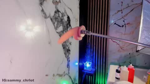 Sammy online show from December 5, 8:21 pm