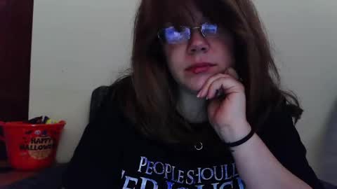 Sam online show from November 3, 6:34 pm