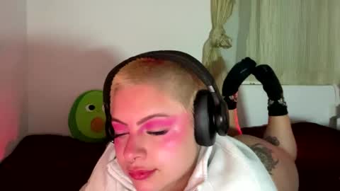 Samymoon online show from January 7, 6:44 pm