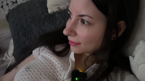 Snapshot of sandraschonherz chatting on March 8, 4:48 pm Sandra Schonherz online show from March 8, 4:48 pm