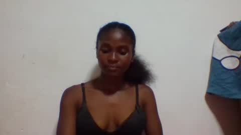 sandricaaa online show from December 18, 11:59 am