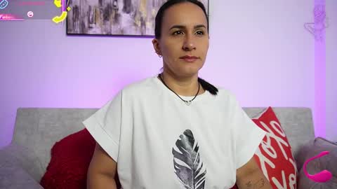   online show from November 28, 9:56 am