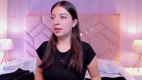 Sara  online show from July 2, 11:38 am
