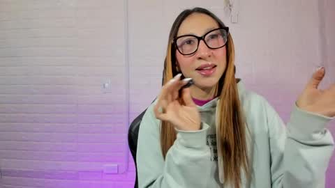 Sara Love online show from April 16, 2:56 am