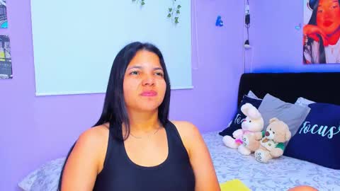 Sara Mendez online show from March 10, 10:55 pm