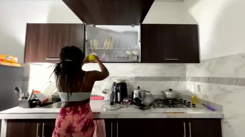 Sara online show from February 19, 3:17 am