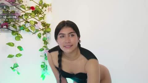 Sara online show from September 29, 6:02 pm