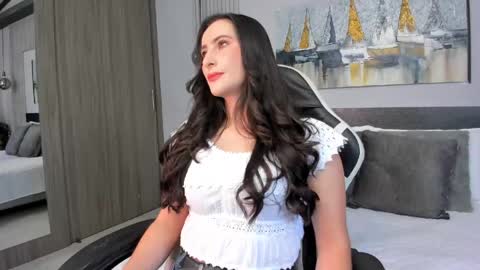  Sara Gomez  online show from May 30, 12:25 pm