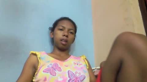 sarah146341 online show from March 17, 5:44 am