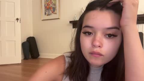 Snapshot of sarah_heart_aus chatting on January 10, 4:22 am Sarah Heart Aus online show from January 10, 4:22 am