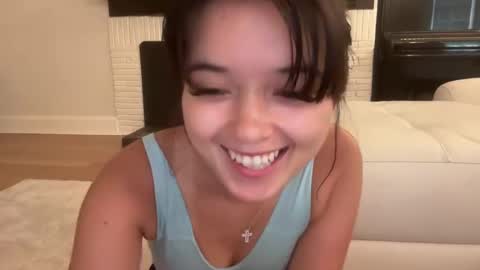 Snapshot of sarah_heart_aus chatting on January 8, 2:03 am Sarah Heart Aus online show from January 8, 2:03 am