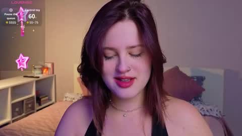 Sarah online show from February 7, 11:52 pm