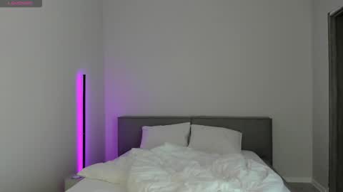 sarahphyllis online show from October 31, 9:52 pm