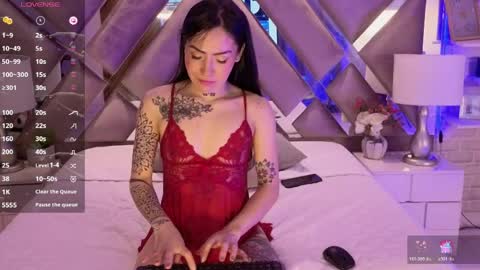 Sara  online show from March 26, 4:09 pm