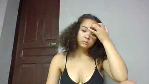 sarhon917962 online show from May 9, 7:49 pm